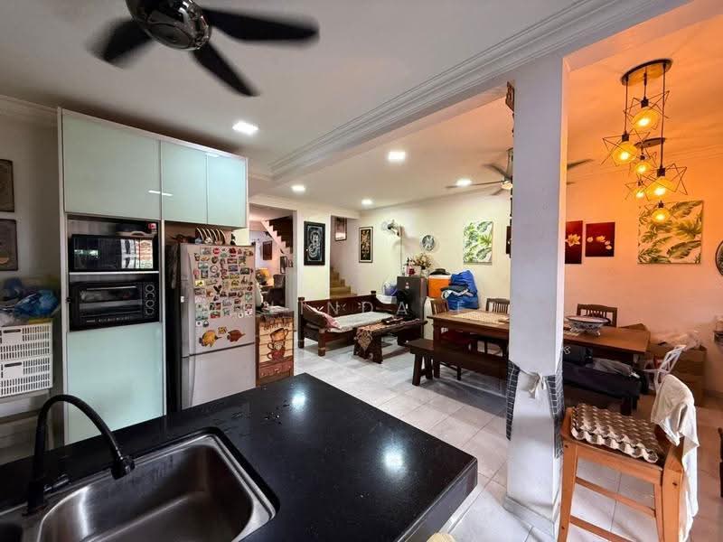 Rumah Teres 1-Tingkat untuk Dijual di Bandar Baru Uda (Tampoi) - Melinda Ee - Kitchen - PropertyGuru.com.my