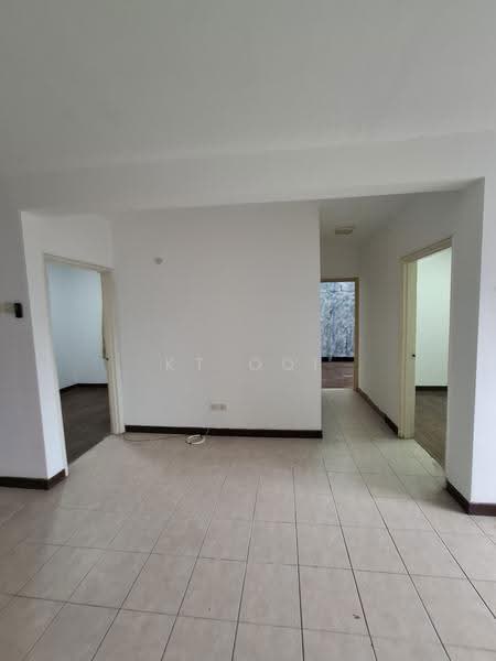 Condominium for Sale at Amadesa Resort Condominium - KT Ooi - Interior - PropertyGuru.com.my