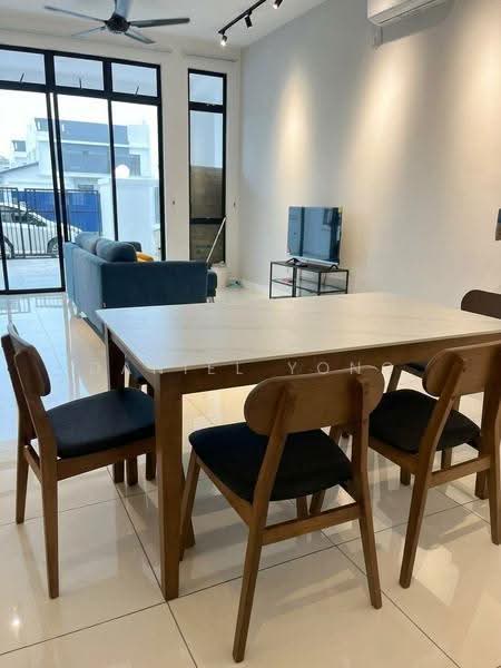 Rumah Teres untuk Disewa di Kulai (Johor) - Daniel Yong - Living Room - PropertyGuru.com.my