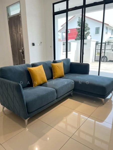 Rumah Teres untuk Disewa di Kulai (Johor) - Daniel Yong - Living Room - PropertyGuru.com.my