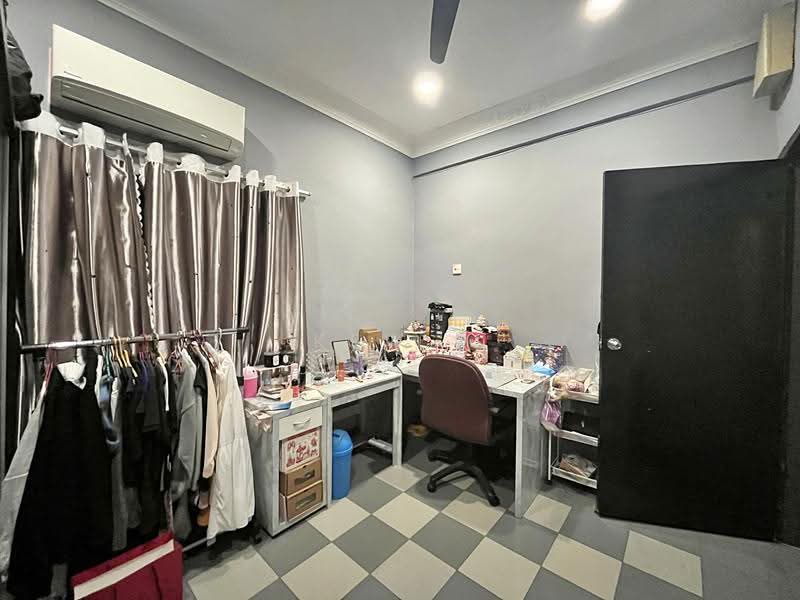 Rumah Teres 2-Tingkat untuk Dijual di Taman Bukit Cheras (Cheras) - Kew . - PropertyGuru.com.my