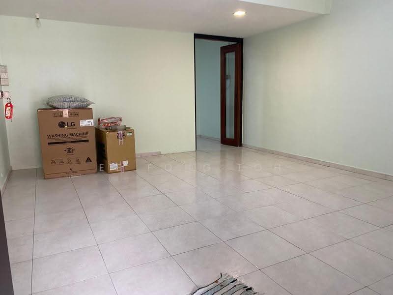 2-storey Terraced House for Sale in Bandar Baru Permas Jaya (Permas Jaya) - Ee Fong Toh - Living Room - PropertyGuru.com.my