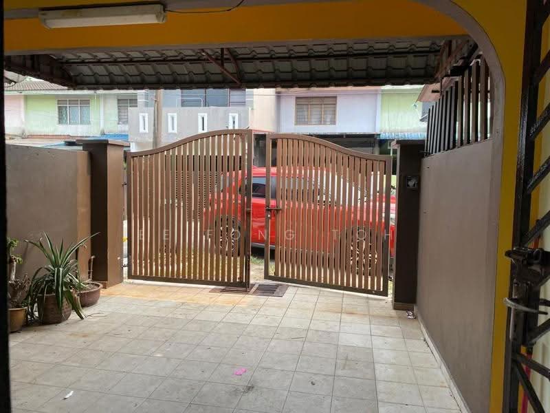 2-storey Terraced House for Sale in Bandar Baru Permas Jaya (Permas Jaya) - Ee Fong Toh - Exterior - PropertyGuru.com.my