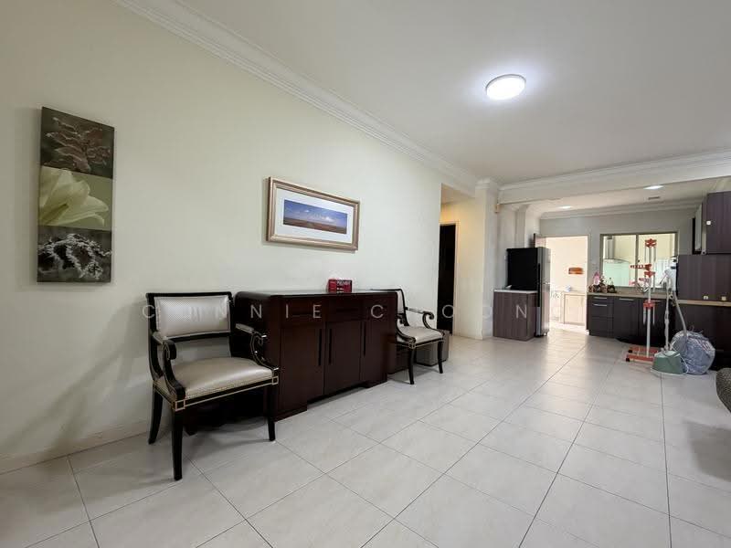 Pangsapuri untuk Dijual di Molek Pine 2 - Connie Choong - PropertyGuru.com.my