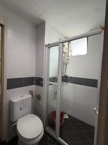 Pangsapuri untuk Dijual di Molek Pine 2 - Connie Choong - PropertyGuru.com.my