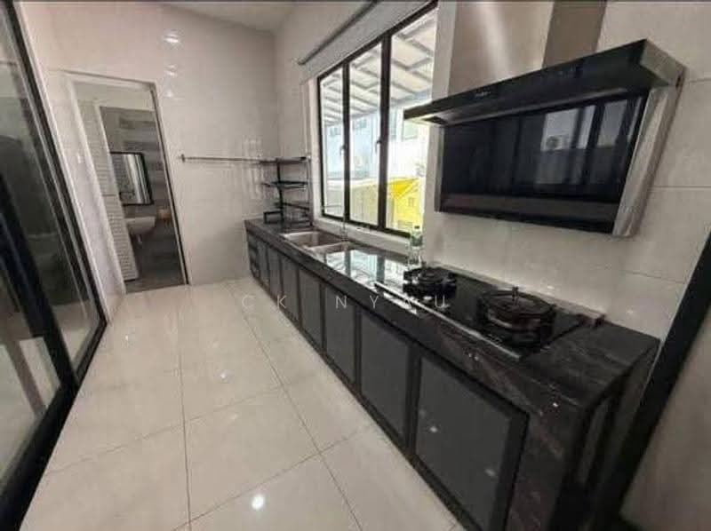 3-storey Terraced House for Rent in Ipoh (Perak) - Ck Nyau - Kitchen - PropertyGuru.com.my