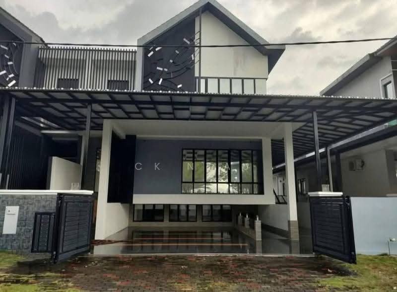 3-storey Terraced House for Rent in Ipoh (Perak) - Ck Nyau - Exterior - PropertyGuru.com.my