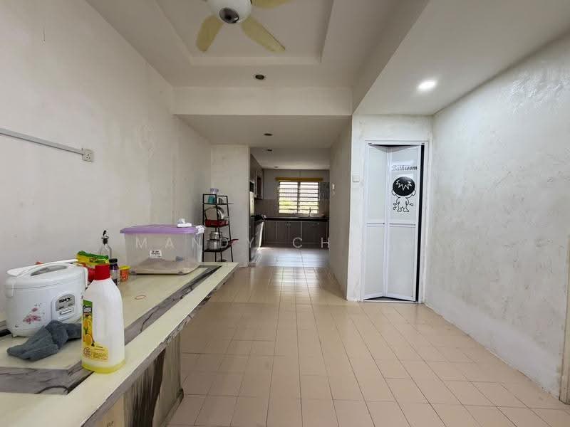 Terraced House for Sale in Bukit Beruntung (Selangor) - Mandy Cheow - Kitchen - PropertyGuru.com.my