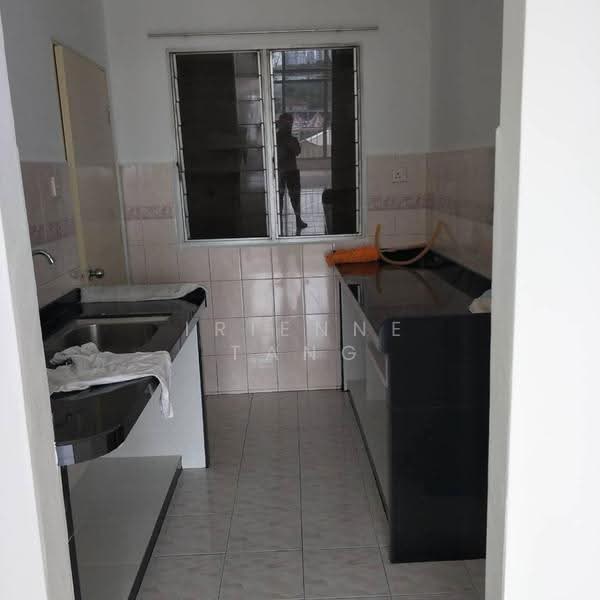 Pangsapuri untuk Dijual di Taman Kristal - Irienne Tang - Kitchen - PropertyGuru.com.my