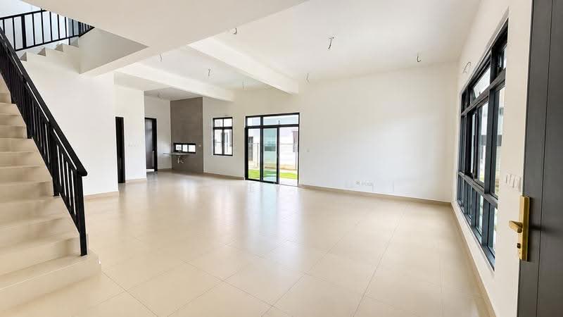 Rumah Kluster untuk Dijual di Taman Bukit Skudai (Skudai) - Genieve Hii - Living Room - PropertyGuru.com.my