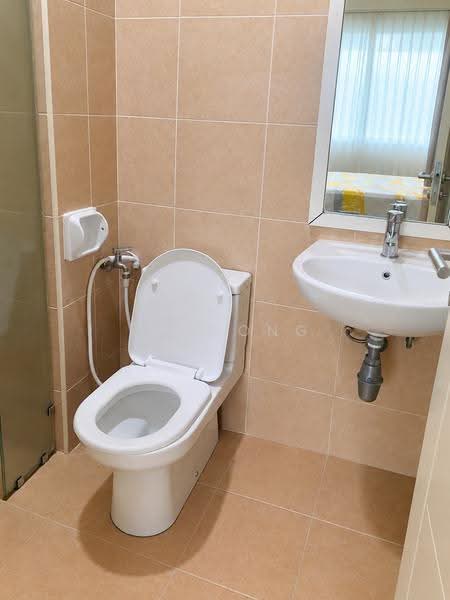 Kondominium untuk Dijual di Mutiara Residency - KS Wong - Bathroom - PropertyGuru.com.my
