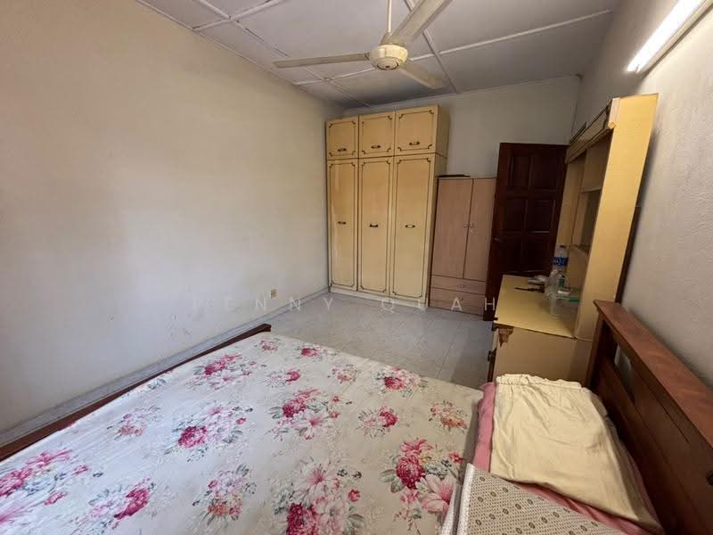 2-storey Terraced House for Sale in Taman Sri Buloh (Sungai Buloh) - Penny Quah - Bedroom - PropertyGuru.com.my