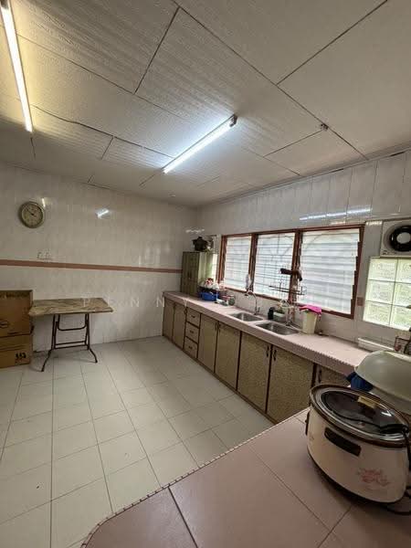 2-storey Terraced House for Sale in Taman Sri Buloh (Sungai Buloh) - Penny Quah - Kitchen - PropertyGuru.com.my