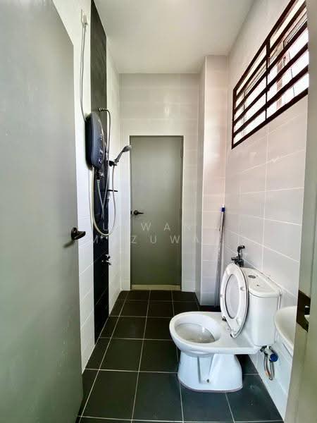 Rumah Banglo untuk Dijual di Kajang (Selangor) - Uswani Mazuwan - Bathroom - PropertyGuru.com.my