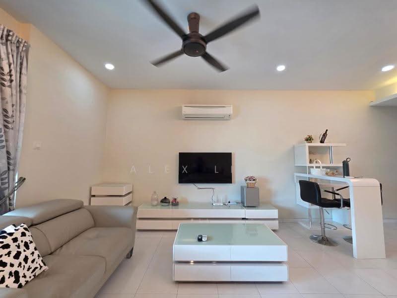 Pangsapuri untuk Disewa di One World 2 (1-Sky) - Alex Lim - Living Room - PropertyGuru.com.my