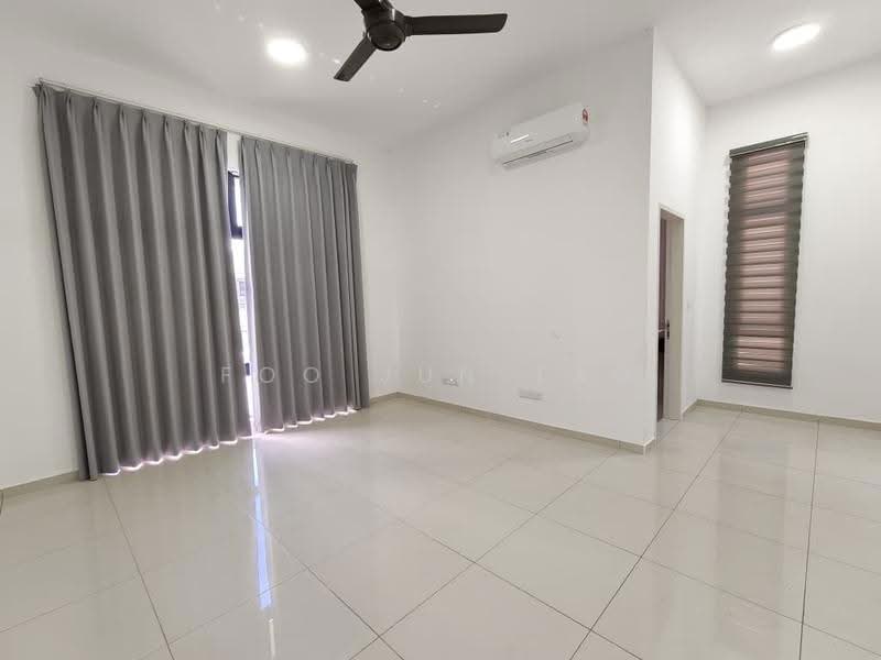 Rumah Kluster untuk Disewa di Taman Desa Tebrau (Tebrau) - Foo Jun Tao - Living Room - PropertyGuru.com.my