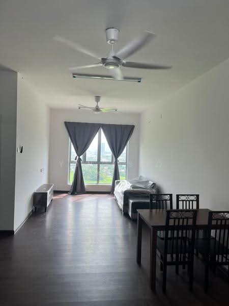 Kondominium untuk Disewa di Residensi Damai (Signature Three) - Yong Soo Kee - Living Room - PropertyGuru.com.my