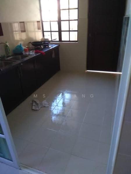 Semi-Detached House for Sale in Taman Iping (Batu Maung) - Ms Chang - Kitchen - PropertyGuru.com.my