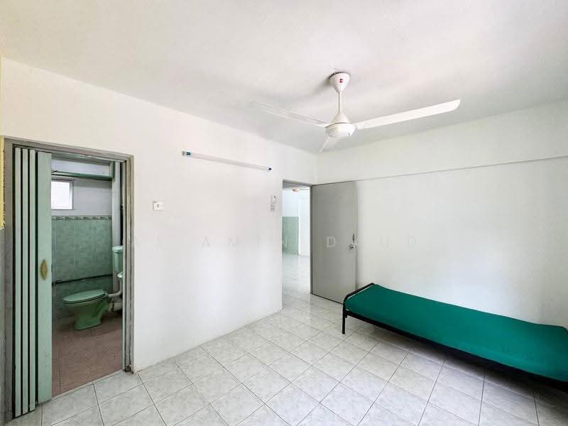 Apartment for Sale at Apartment Indah - Al Amin Daud - Bathroom - PropertyGuru.com.my