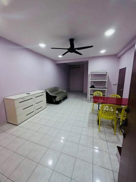 Rumah Teres 2-Tingkat untuk Disewa di Mutiara Rini (Skudai) - Velvet Lau - Living Room - PropertyGuru.com.my