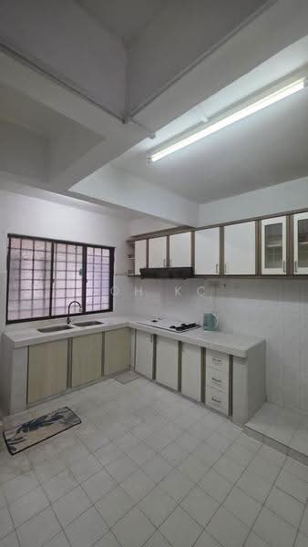 Rumah Teres 2.5-Tingkat untuk Dijual di Taman Muda (Ampang) - Loh KC - Kitchen - PropertyGuru.com.my