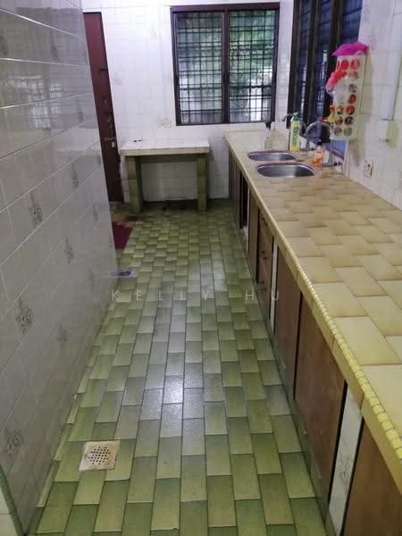 2-storey Terraced House for Sale in Taman Berkeley (Klang) - Kelly Hu - Kitchen - PropertyGuru.com.my