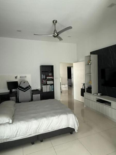 2-storey Terraced House for Sale in Hijayu 3C (Bandar Sri Sendayan) - Joey Heng - Bedroom - PropertyGuru.com.my