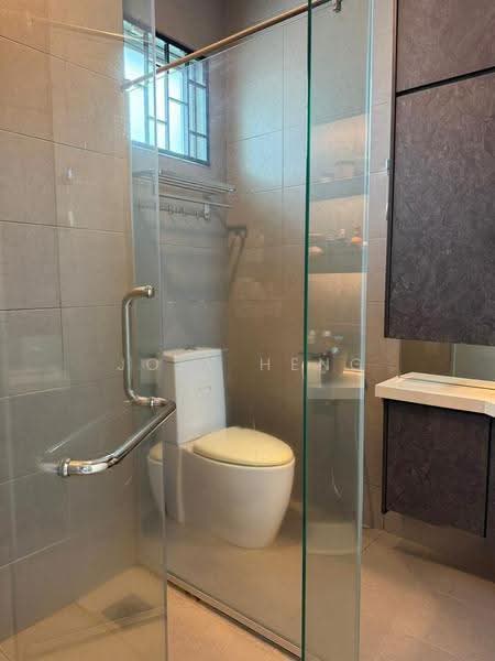 2-storey Terraced House for Sale in Hijayu 3C (Bandar Sri Sendayan) - Joey Heng - Bathroom - PropertyGuru.com.my