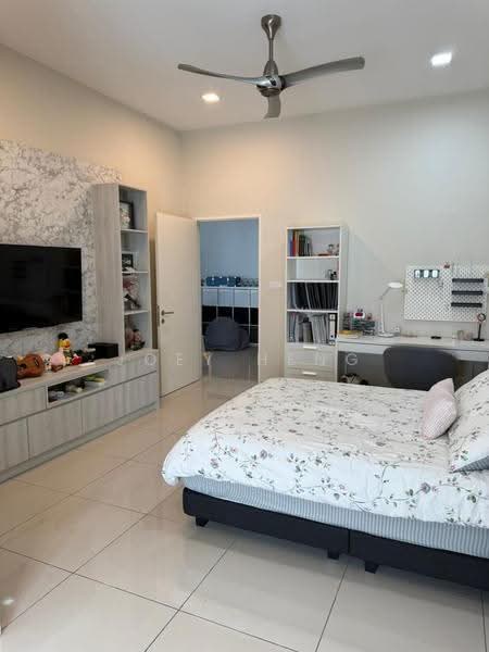 2-storey Terraced House for Sale in Hijayu 3C (Bandar Sri Sendayan) - Joey Heng - Bedroom - PropertyGuru.com.my