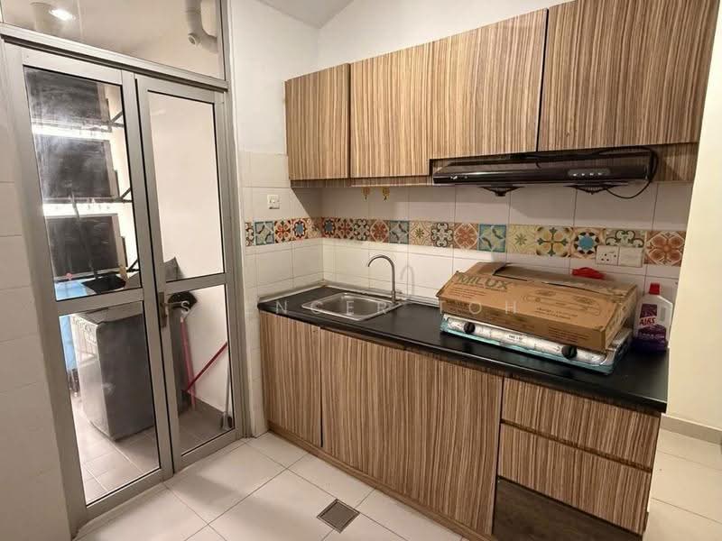 Kediaman Servis untuk Disewa di Domain 4 @ NeoCyber - Spencer Toh - Kitchen - PropertyGuru.com.my