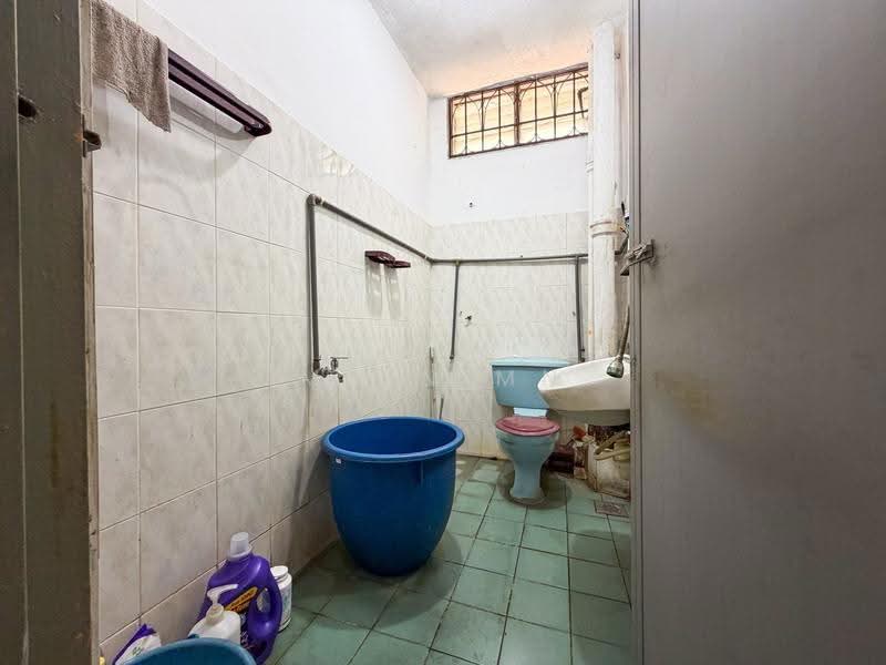 2-storey Terraced House for Sale in SS3 (Petaling Jaya) - Muin Mn - Bathroom - PropertyGuru.com.my