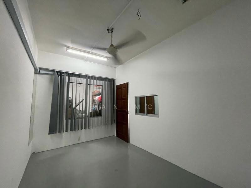 Office for Rent in Taman Kajang Utama (Kajang) - San MC - Interior - PropertyGuru.com.my