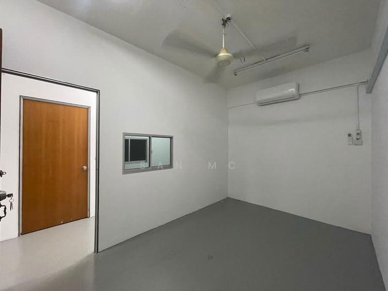 Office for Rent in Taman Kajang Utama (Kajang) - San MC - Interior - PropertyGuru.com.my
