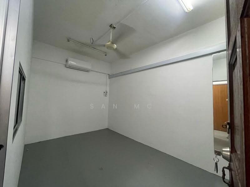 Office for Rent in Taman Kajang Utama (Kajang) - San MC - Interior - PropertyGuru.com.my