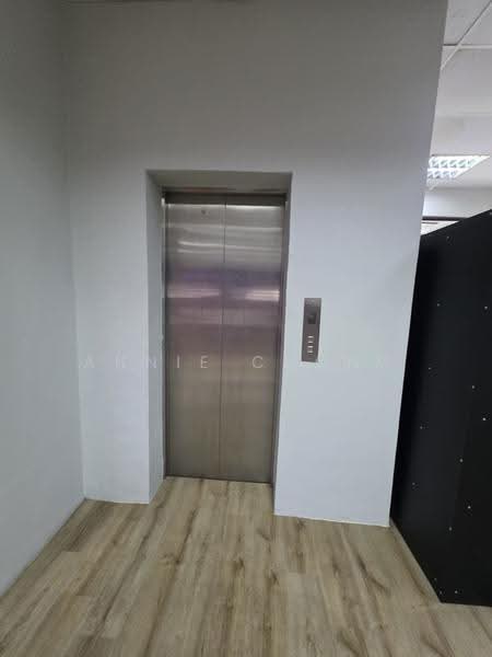 Kilang Terpisah untuk Disewa di Petaling Jaya (Selangor) - Annie Chong - Corridor - PropertyGuru.com.my