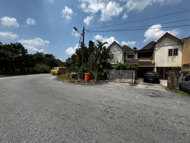 2-storey Terraced House for Sale in Seksyen 24 (Shah Alam) - Muin Mn - Exterior - PropertyGuru.com.my