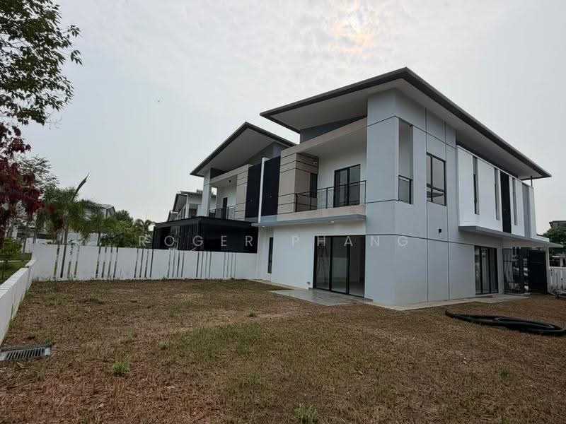 Semi-Detached House for Sale in Bandar Tropicana Aman (Telok Panglima Garang) - Roger Phang - Exterior - PropertyGuru.com.my