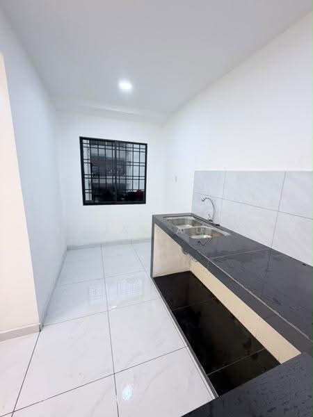 Flat for Sale at Rumah Pangsa Laman Tasik - JAN AU - Kitchen - PropertyGuru.com.my