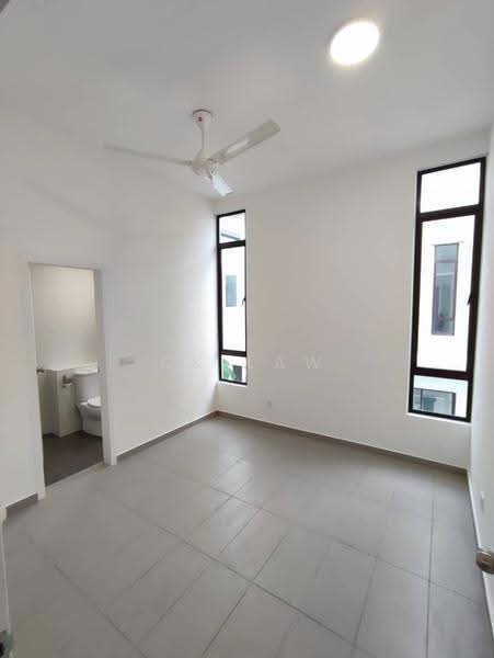 Cluster House for Rent in Setia Ecohill (Semenyih) - CK Law - Bathroom - PropertyGuru.com.my