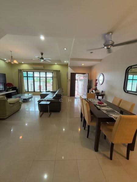 Rumah Teres 2-Tingkat untuk Dijual di Taman Pertam Jaya (Melaka City) - YM Chong - Living Room - PropertyGuru.com.my