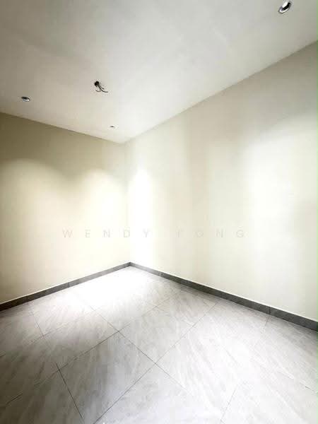 Rumah Berkembar untuk Dijual di Taman Megah Ria (Masai) - Wendy Fong - PropertyGuru.com.my