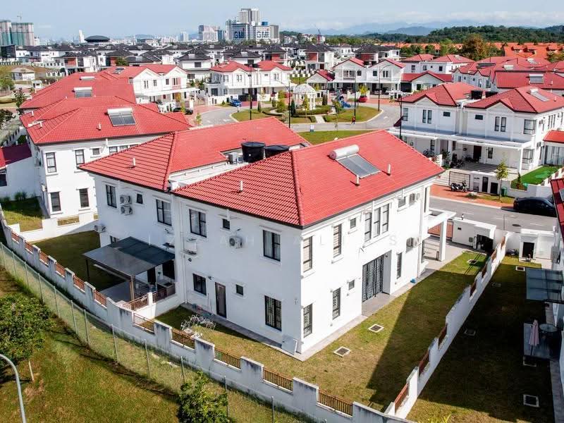 Semi-Detached House for Sale in Alam Sari (Bangi) - Izzah Alias - Exterior - PropertyGuru.com.my