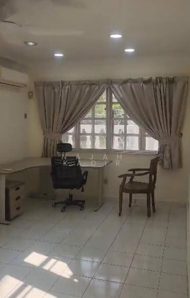 Rumah Berkembar untuk Dijual di Seksyen 9 (Shah Alam) - Najah Kadir - Study - PropertyGuru.com.my