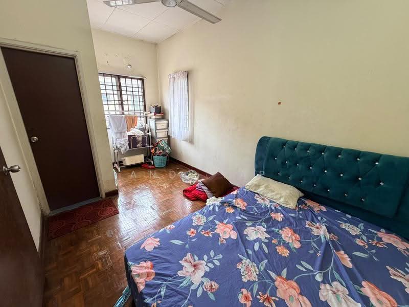Rumah Teres 2-Tingkat untuk Dijual di Kota Emerald (Rawang) - Andy Yap - Bedroom - PropertyGuru.com.my