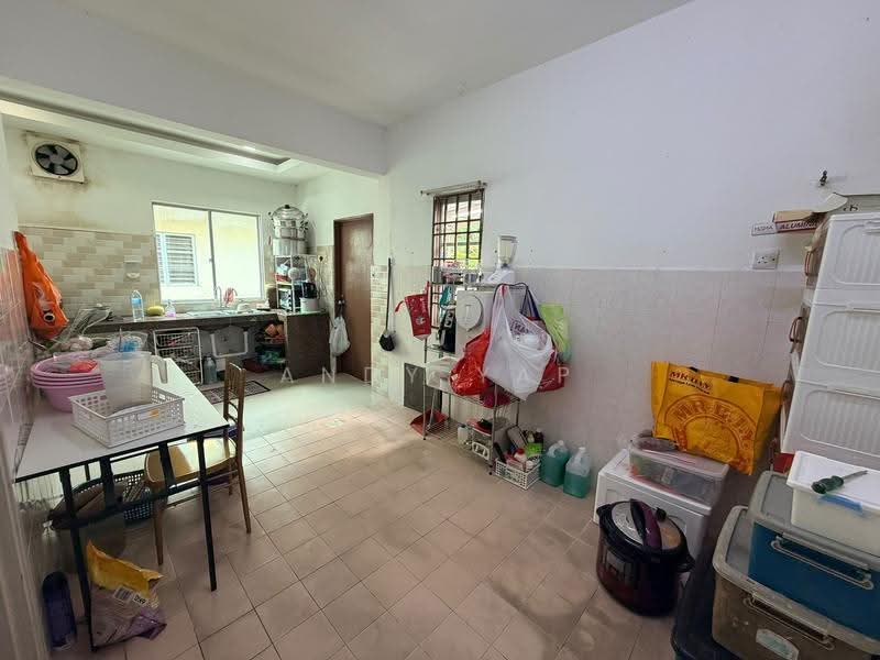 Rumah Teres 2-Tingkat untuk Dijual di Kota Emerald (Rawang) - Andy Yap - Kitchen - PropertyGuru.com.my