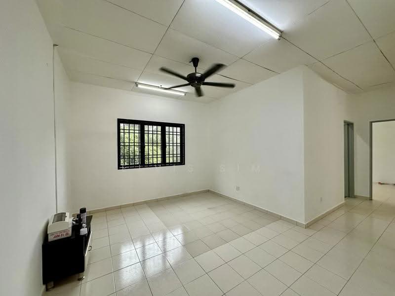 Rumah Flat untuk Disewa di Taman Seri Setanggi - Elvis Sim - Living Room - PropertyGuru.com.my