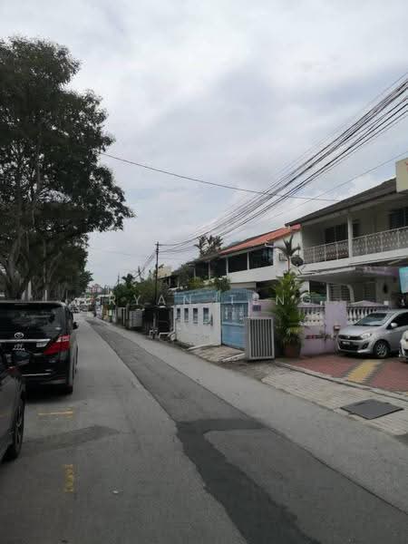 Shop for Rent in Taman Green Lane (Jelutong) - Bryan Teng - Exterior - PropertyGuru.com.my