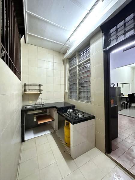 1-storey Terraced House for Sale in Bukit Indah (Iskandar Puteri (Nusajaya)) - Karl Lim - Kitchen - PropertyGuru.com.my