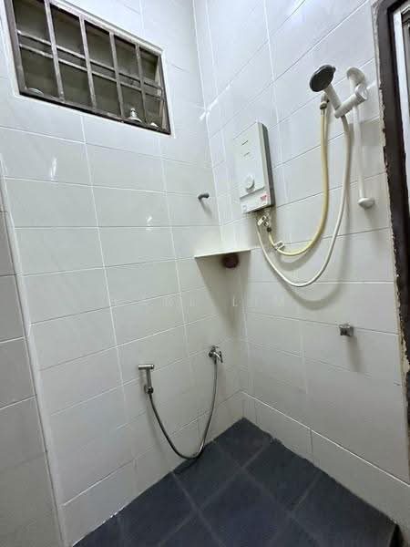 1-storey Terraced House for Sale in Bukit Indah (Iskandar Puteri (Nusajaya)) - Karl Lim - Bathroom - PropertyGuru.com.my