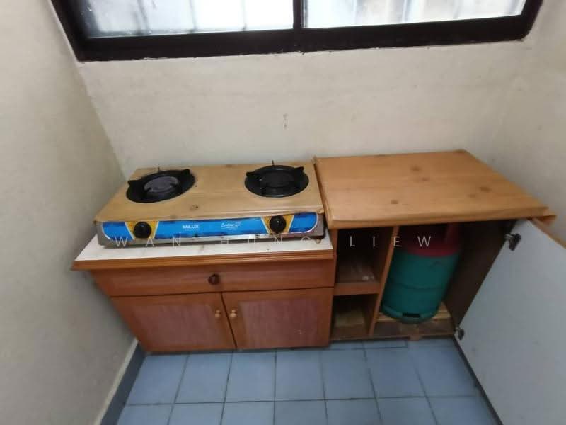 Pangsapuri untuk Dijual di Anjung Hijau (Greenfields) - Wan Hung Liew - Kitchen - PropertyGuru.com.my